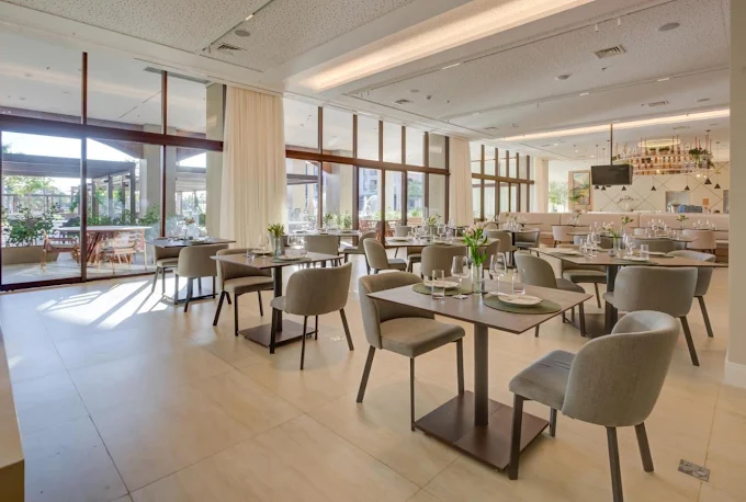 Experience Lounge